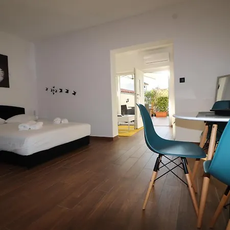 Apartmani Milena * ポレッチ